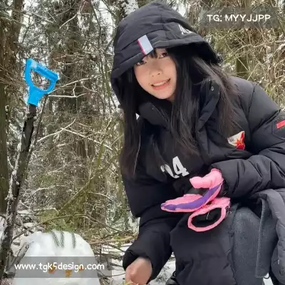 幸侃纯